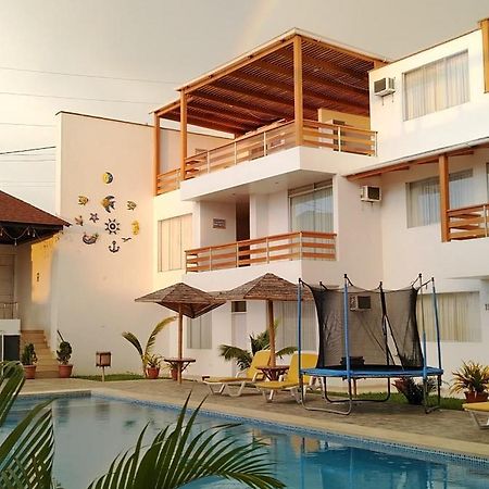 Prim Hotel Vichayito Exterior photo